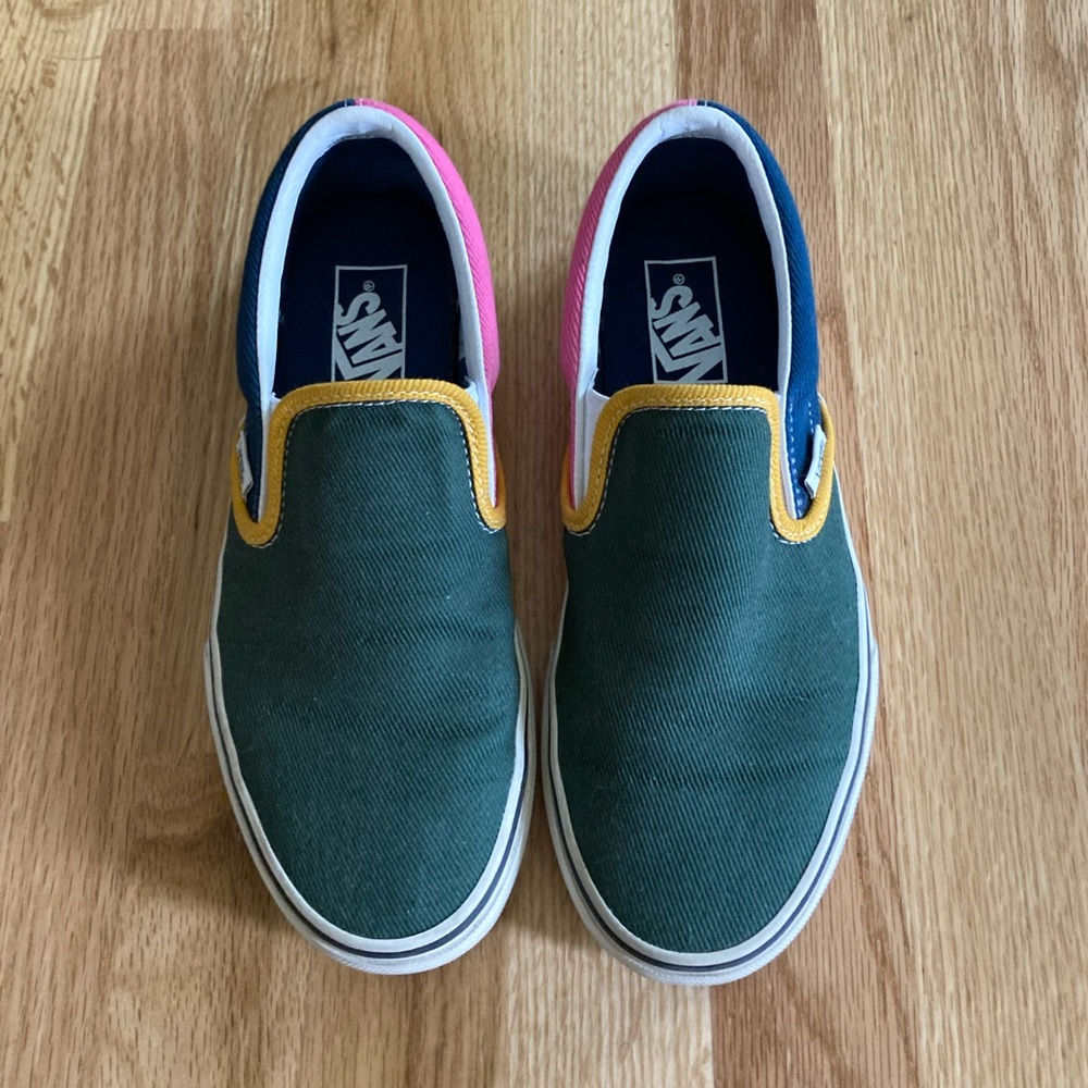 Vans classic slip-on sneaker